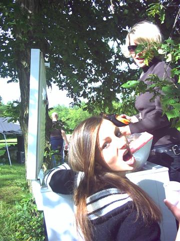 i/Kranj/Piknik06/nina/PICT0943 (Small).JPG